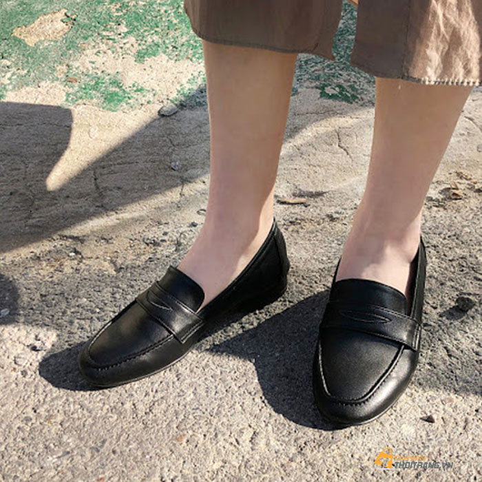 Giày loafer 